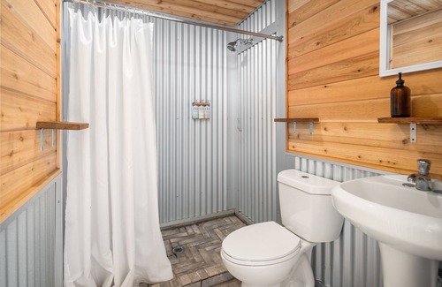 Keystone Cabin | Under Canvas Mount Rushmore