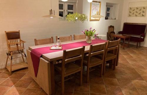 Them Bed & Breakfast | Under Regnbuen, dit fristed på Hærvejen