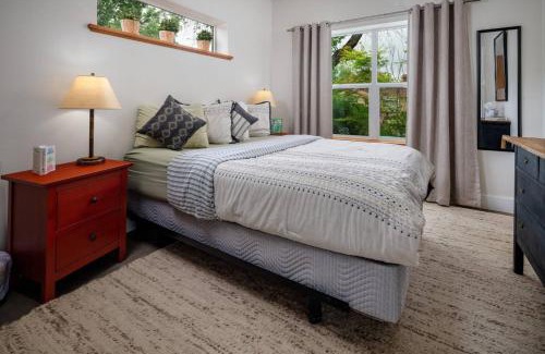 Woodstock House | Under The Cedars Guesthouse