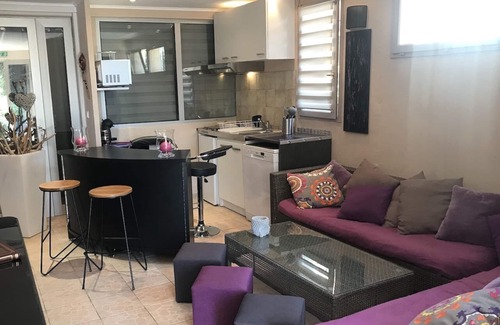 Saint-Paul-de-Vence House | Under the Olive Tree, 50m2 fully-equipped outbuilding