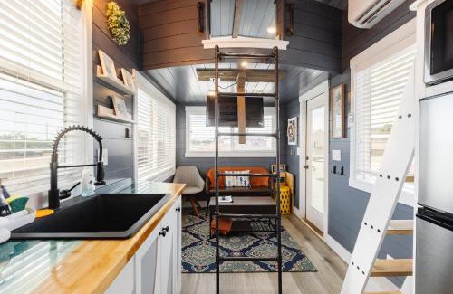 Apple Valley House | Under The Sea Tiny Home