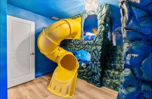 Davenport Villa | Under the Sea Villa by Disney w Pool Game Room