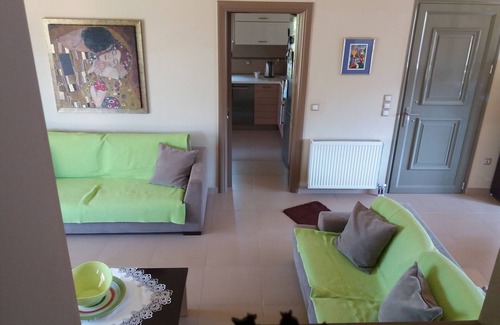 Mazarakata Villa | Under the shadow of an Olive tree