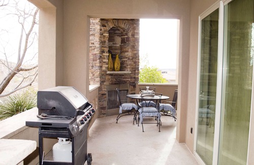 Hurricane House | Under the Tuscan sun - your Italian villa awaits!