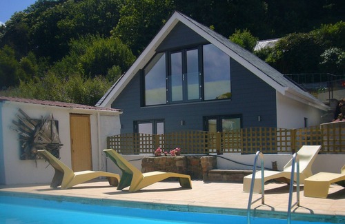 Trinity House | Undercliff Guest House
