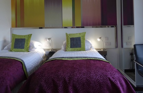 Trinity House | Undercliff Guest House