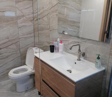 Ransart House | Une chambre chez l'habitant près de l'aéroport de Charleroi