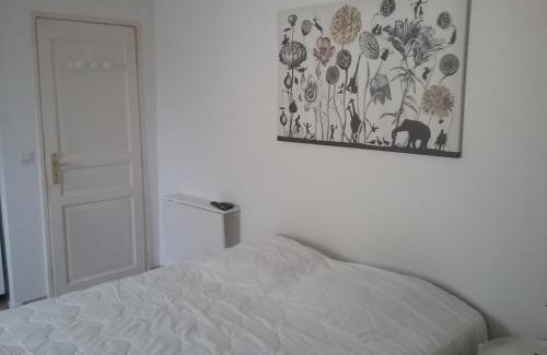 L'Isle-sur-la-Sorgue Bed & Breakfast | UNE CHAMBRE EN VILLE