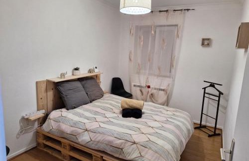 Feillens Apartment | Une escale au calme