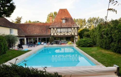 Durtal Apartment | Une longère d'un charme campagnard