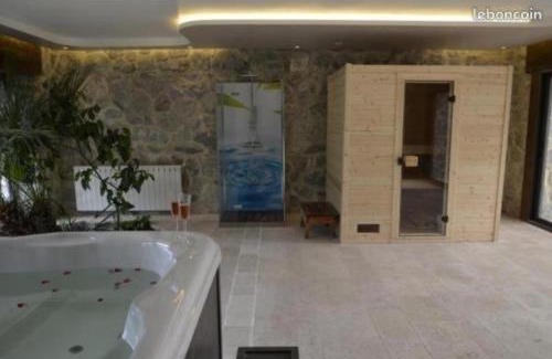 Durtal Apartment | Une longère d'un charme campagnard