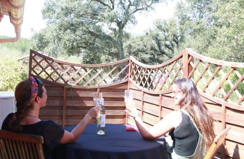 Bormes-Les-Mimosas House | UNE PAUSE EN FORET A LA FERME
