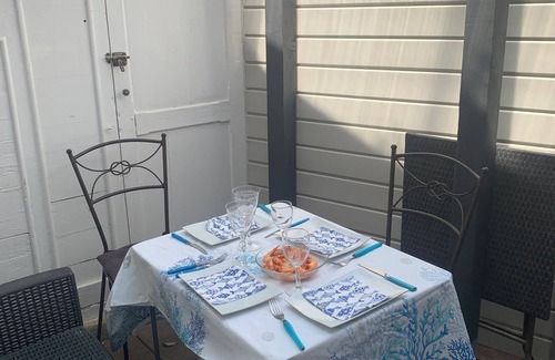 Cayeux-sur-Mer House | Une Petite Maison de Pêcheur