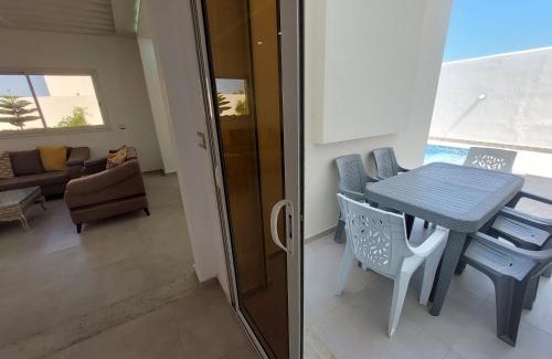 Playa Sidi Mehrez Villa | Une villa duplex de luxe V1 avec pisicne à Djerba