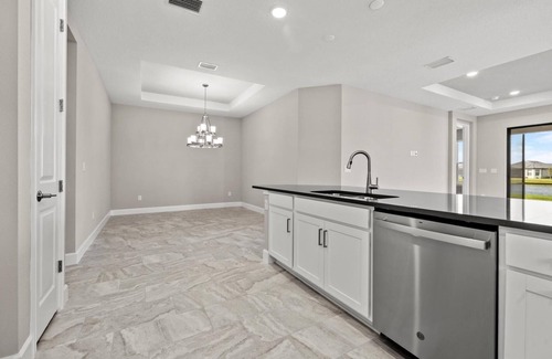 Braden River Villa | Unfurnished 2 bedrooms/02 Bath + Den Villa at Esplanade at Azario