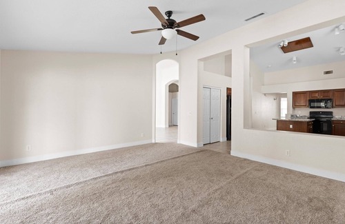 Entrada House | Unfurnished home in family-friendly North Phoenix!nn3 Bed + Den, 2 Bath