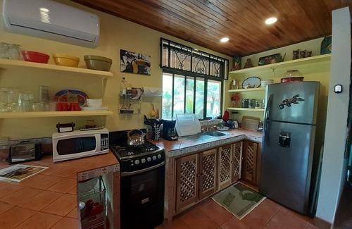 La Fortuna House | Unique Jungle Villa for 5, Fantastic Views, Jacuzzi Hot Tub & Private Pool!