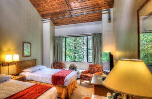 Helen Cabin | Unicoi State Park & Lodge
