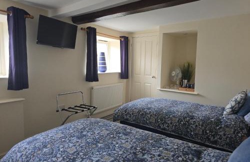 Llanidloes Bed & Breakfast | Unicorn Hotel