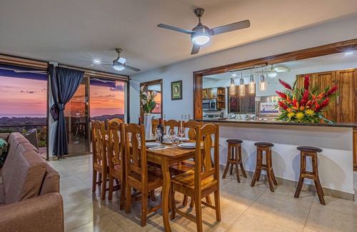 Uvita Villa | Unicornio Azul House