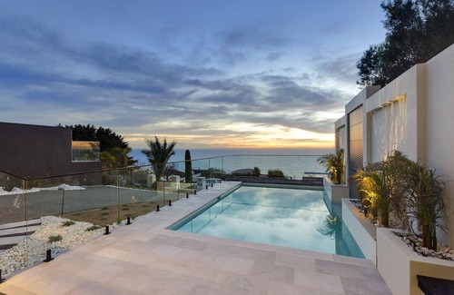 Mornington Peninsula House | Uninterrupted EXQUISITE luxury Sea Ocean and city views!