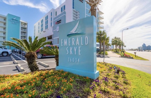 Orange Beach Condo | Uninterrupted Gulf View ! Direct Beach Access!