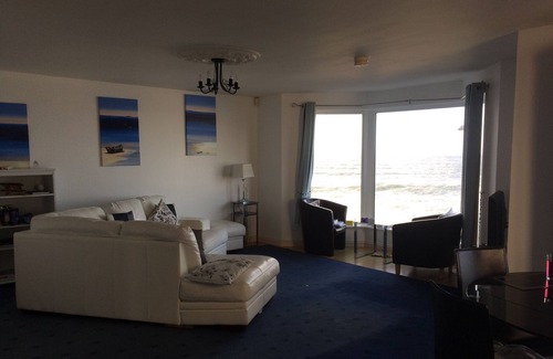 Portstewart Apartment | Uninterrupted Views of the Atlantic in a beautiful quiet Portstewart Apartment