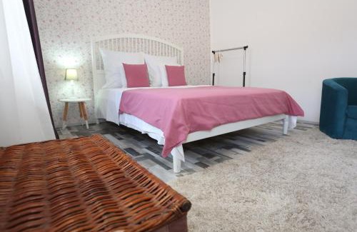 Old Town Apartment | Union Square Apartment 2 by NUX