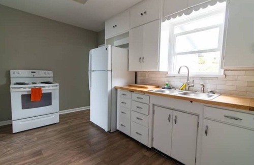 Astoria House | Uniontown Boat View Loft
