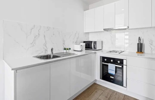 Burwood Apartment | Uniq Two Bedroom Apartment at Burwood | MHS