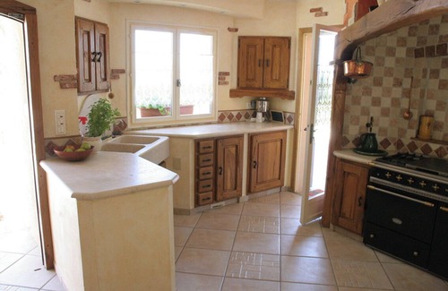Le Bar-sur-Loup Villa | Unique 200m² Villa Between sea and Mountain