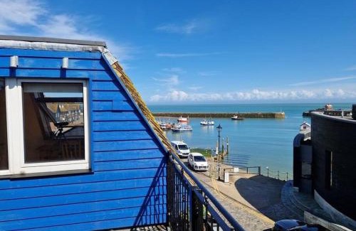 Folkestone Apartment | Unique 2BD Apartment Folkestone Harbour