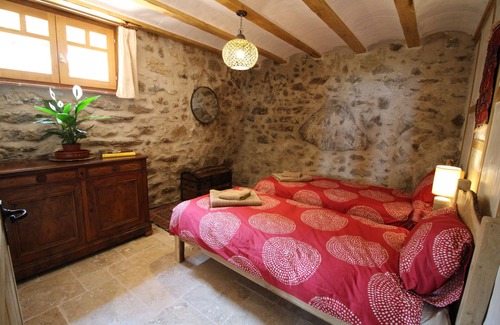 Corsavy Other | Unique 3 bedroom apartment with private hot tub at ancient Catalan hill farm