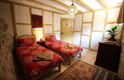 Corsavy Other | Unique 3 bedroom apartment with private hot tub at ancient Catalan hill farm