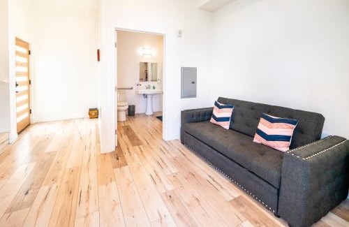 Wilshire Apartment | Unique 3-Level Loft with One bedroom & Two Full Bathroom
