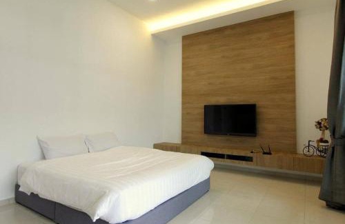 Malacca City House | Unique 3 Storey Near Jonker@Heritage (max 25pax)