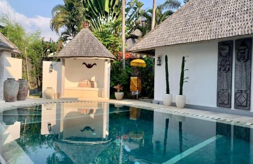 Tanjungbenoa Villa | Unique 3BR Villa with Pool 5 minute walk to the Pererenan beach