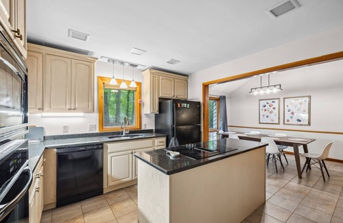 Chapel Hill House | Unique and private home in Chapel Hill
