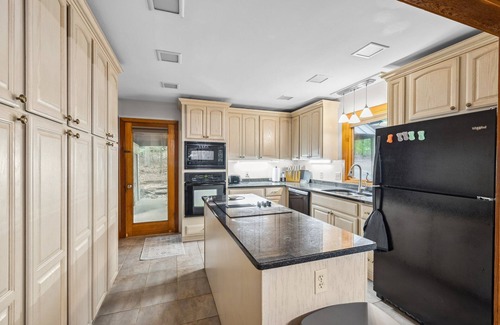 Chapel Hill House | Unique and private home in Chapel Hill