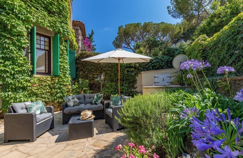 Cap-d'Antibes Apartment | Unique apartment