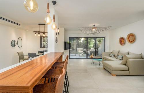 Neve Tzedek Apartment | Unique apartment in Neve Tsedek