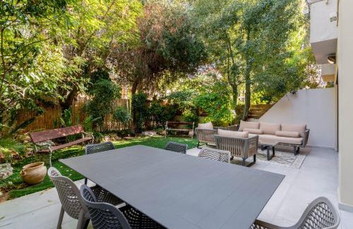 Neve Tzedek Apartment | Unique apartment in Neve Tsedek