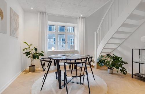 Herning Apartment | Unique apartment on the pedestrian street - the city's best location