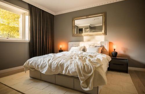 Johanneshov Apartment | Unique apartment with Private Terrace & Entrance