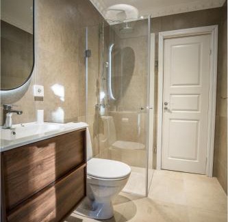 Johanneshov Apartment | Unique apartment with Private Terrace & Entrance