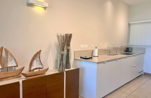 Pointe aux Canonniers Apartment | Unique Beachfront Appartment