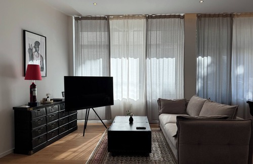 Holderlinplatz Apartment | Unique & beautiful living in a Stuttgart loft