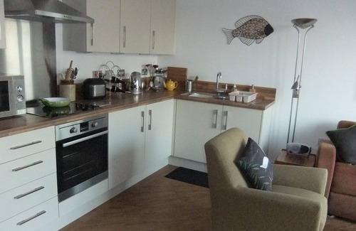 Canon's Marsh Apartment | Unique Bristol Harbourside Apartment With Water Views