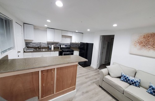 Los Angeles House | Unique comfortable unit close to LAX AIRPORT/SO-FI STADUIM.