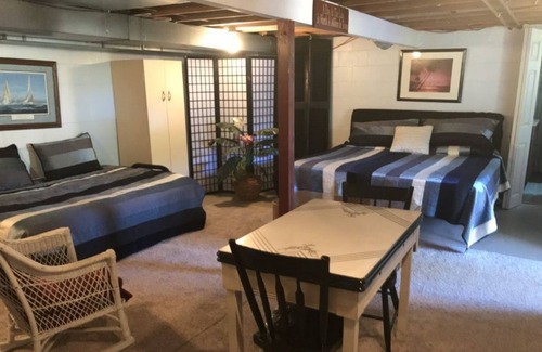 Senecaville House | Unique comfy and cozy Lake Front Cabin on beautiful Seneca Lake!
